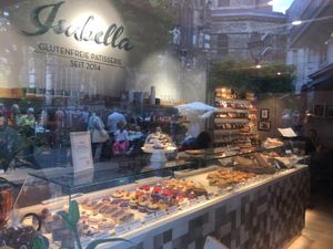 www.budgetbucketlist.com - vegan travel at Isabella Glutenfreie Patisserie in Aachen