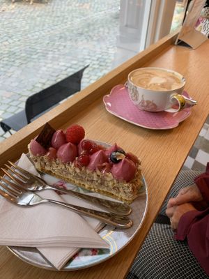 Erg lekker  at Isabella Glutenfreie Patisserie in Aachen