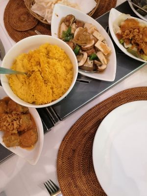 Rice table at Kapulaga in Maastricht