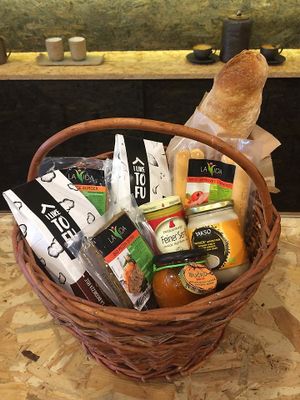 Tofu, seitan at Eko Škrnicl in Kranj