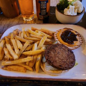 Burger at The Drovers Inn in Stirling