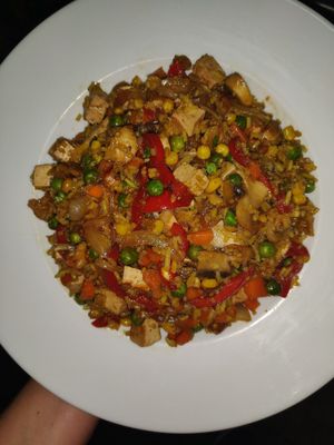 אורז מוקפץ עם מגוון ירקות at Alf in Haifa