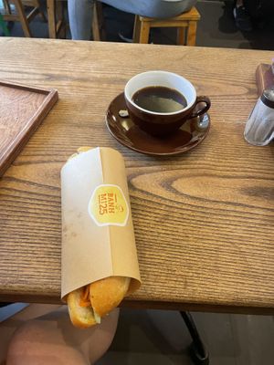 vegan banh i'm #Veganuary at Banh Mi 25 in Hanoi