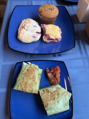 We started Thanksgiving day with the cappuccino muffin, cranberry lemon scone, blackberry (?) cream chz bar & breakfast burrito  at The Wild Oat in Bellingham