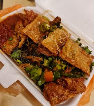 $5 Economy mee hoon with 4 items ~ 11/10/22 at Vegetarian Food 素食慈心 - Defu Ln - Maybe closed in Northeast Singapore