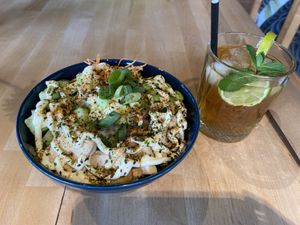 Sushi bowl (nice) and Soof lemonade (nice)  at The Black Cockatoo in Almere