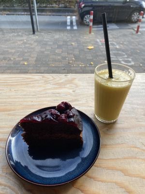 Cherry/choco pie (tasty and moist) and White haven beach (tasty and tropical)  at The Black Cockatoo in Almere