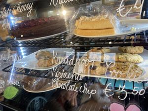 Pies and cookies Saturday 22 Nov 2025  at The Black Cockatoo in Almere