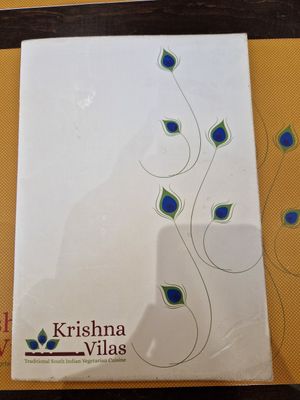Krisha Vilas heeft een grote kaart/veel opties at Krishna Vilas in The Hague