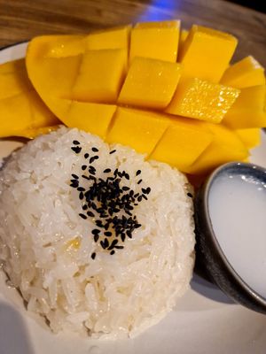 Mango sticky rice at The Hungry Wolf in Koh Samui