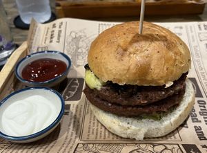Hamburguesa doble “beef” trufada   at The Hungry Wolf in Koh Samui
