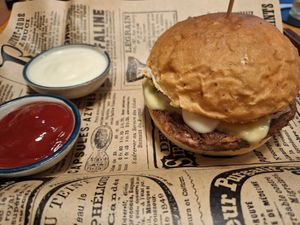 Cheeseburger at The Hungry Wolf in Koh Samui