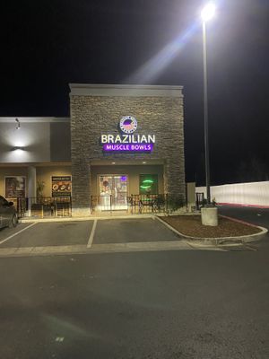 Exterior  at Brazilian Muscle Bowls - Pacheco Rd in Bakersfield