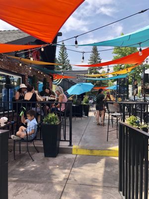 Entrance   at Yaks in Mount Shasta