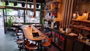 Interior at front at Otomat in Leuven