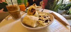  at Happy Blender in Athens