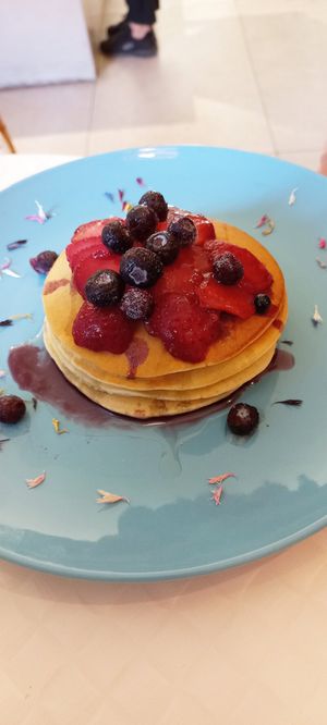  at Happy Blender in Athens