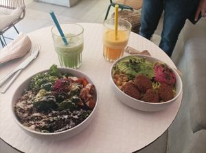  at Happy Blender in Athens