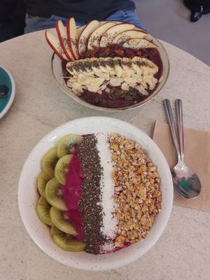 Bowls at Happy Blender in Athens