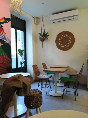  at Happy Blender in Athens