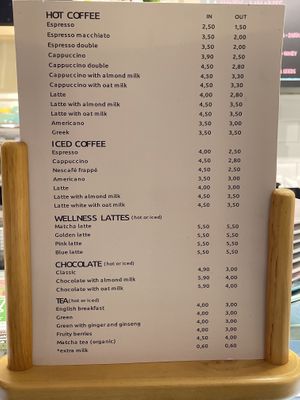 Hot drinks #Veganuary at Happy Blender in Athens