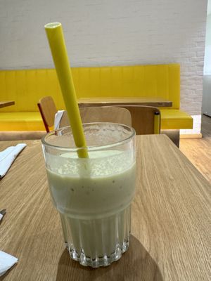 Almighty Avocado Smoothiee  at Happy Blender in Athens