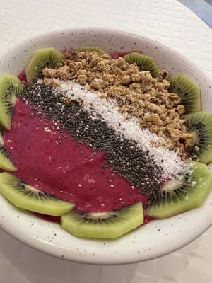 Pitaya bowl  at Happy Blender in Athens