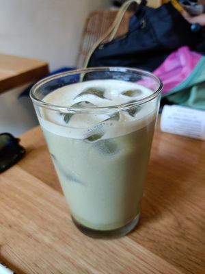 Matcha latte at Happy Blender in Athens