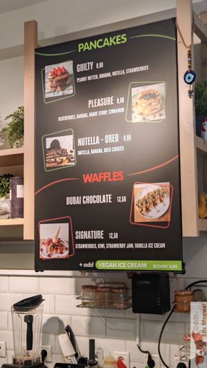 Pancakes and waffles at Happy Blender in Athens