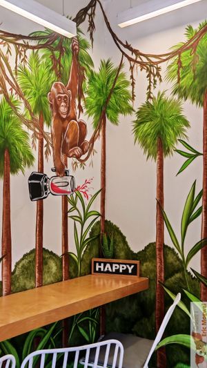 deco at Happy Blender in Athens