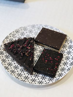 Vegan & raw chocolate tart and bites  at Happy Blender in Athens