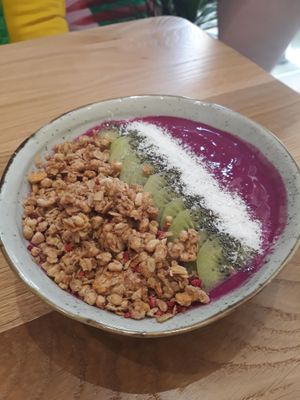 Pink pitaya at Happy Blender in Athens
