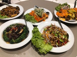 Thai Style Tofu, Carrot Cake, Shiitake Mushrooms with Broccoli, Roasted Brinjal, Rendang, Sweet & Sour Oyster Mushroom at D'Life Signature 蔬品轩 in East Singapore