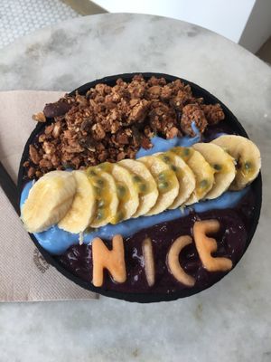 Awesome Acai bowl. Id try a different bowl a day if i was here longer! Love it at Vegan Bowls in Barcelona