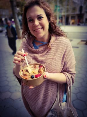 Apple crumble joy! at Vegan Bowls in Barcelona