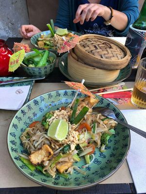 Vegan pad thai at Boa-Bao in Porto