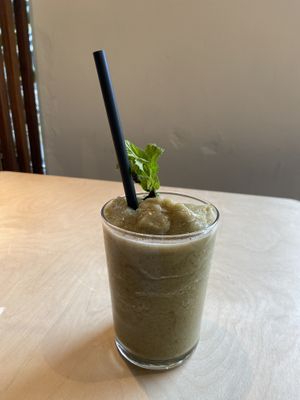 Pear rhubarb shake: allright. It’s a bit bland and minty. at GYS - Amsterdamsestraatweg in Utrecht