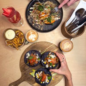 Lunch - Mexican tostadas and Jacket potato club at GYS - Amsterdamsestraatweg in Utrecht