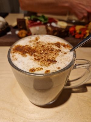 Chaï late met havermelk at GYS - Amsterdamsestraatweg in Utrecht