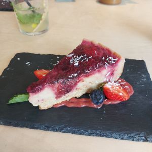 Vegan cheesecake! Augustus 2024 at GYS - Amsterdamsestraatweg in Utrecht