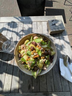 salad nicoise. very good but missing tomatoes    at GYS - Amsterdamsestraatweg in Utrecht
