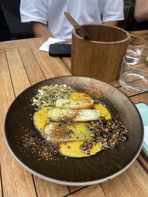 BBQ leek
Maïs-pompoen crème, salsa macha, gerookte prei, gerookte-prei olie, no-waste tajín. Very interesting dish. Hard to share, but tasty!  at GYS - Amsterdamsestraatweg in Utrecht