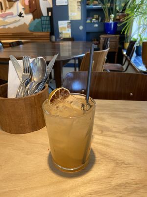 Elderflower/verveine lemonade: decent, but nothing special at GYS - Amsterdamsestraatweg in Utrecht