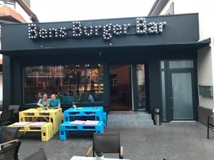 front door at Ben's Burger Bar in Buehl
