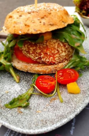 Tropical Garden Burger at Ben's Burger Bar in Buehl