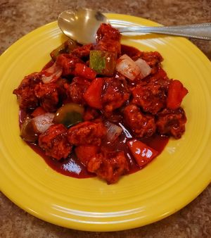 Sweet and sour meatless chicken at Tenglong in San Francisco