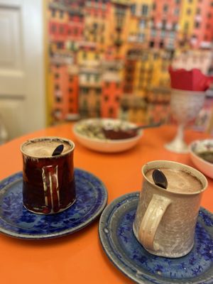 Kakao in clay mugs that were crafted in the same building the cafe is in at Gildi Toidukoda Metsikud Maitsed in Parnu