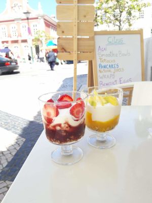 Taças de iogurte at Citrus Coffee in Caldas Da Rainha