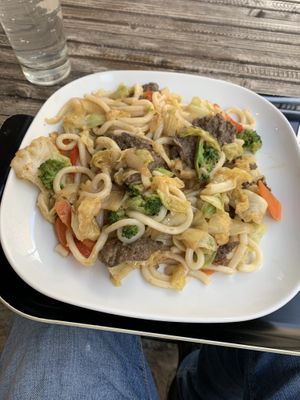 M2 Rindvleisch mit Udon  at Formosa Food in Vienna