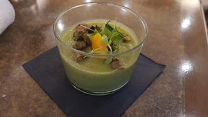 Cold courgets soup with grilled gombos and persinette cress at Table Metis in Paris